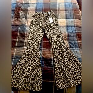 NEW Judy Blue Cheetah Print Flare Jeans